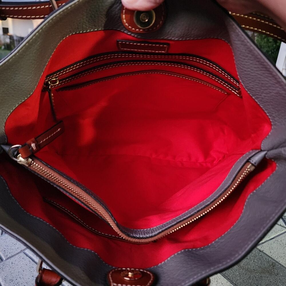 Dooney & Bourke Chelsea Pebble Grain Leather Shopper Tote Bag - Picture 6 of 10